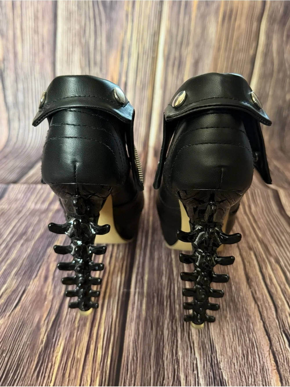 Show Story Platform Ankle Booties With Skeletal Spine Shaped Heel Size 8.5